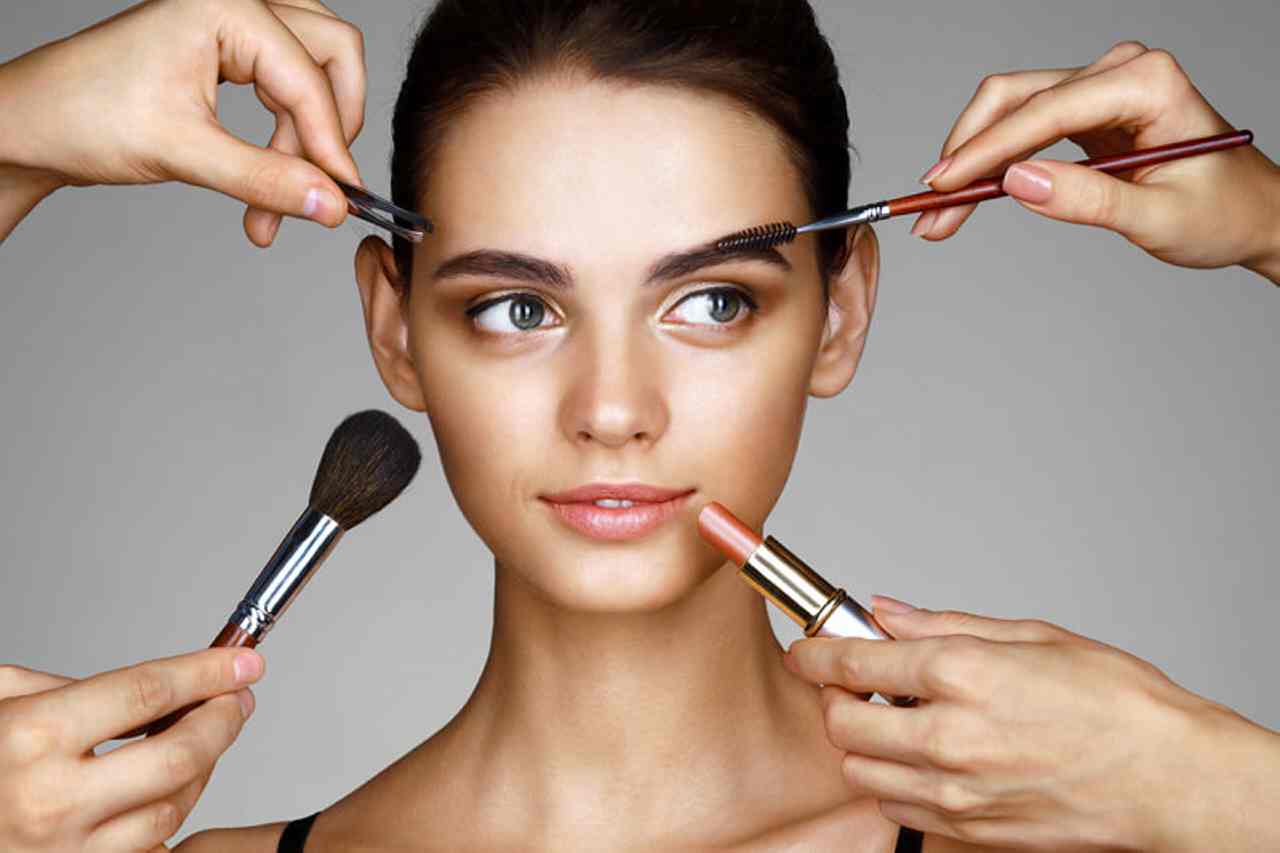 Make-up suggestions:  apply face, eye, lip make-up within the appropriate order