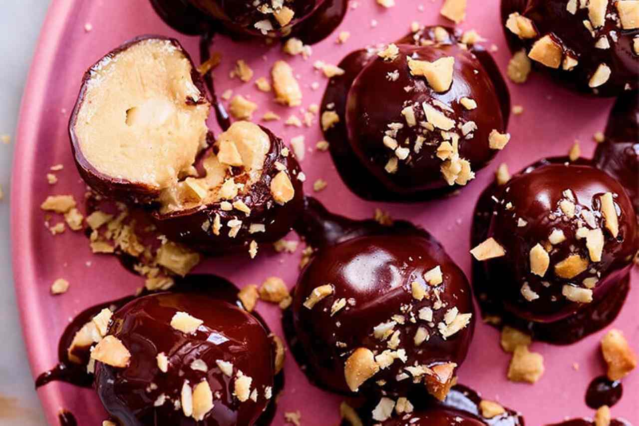 Luke Hines' Macadamia Bites Recipe | The Home of Wellness