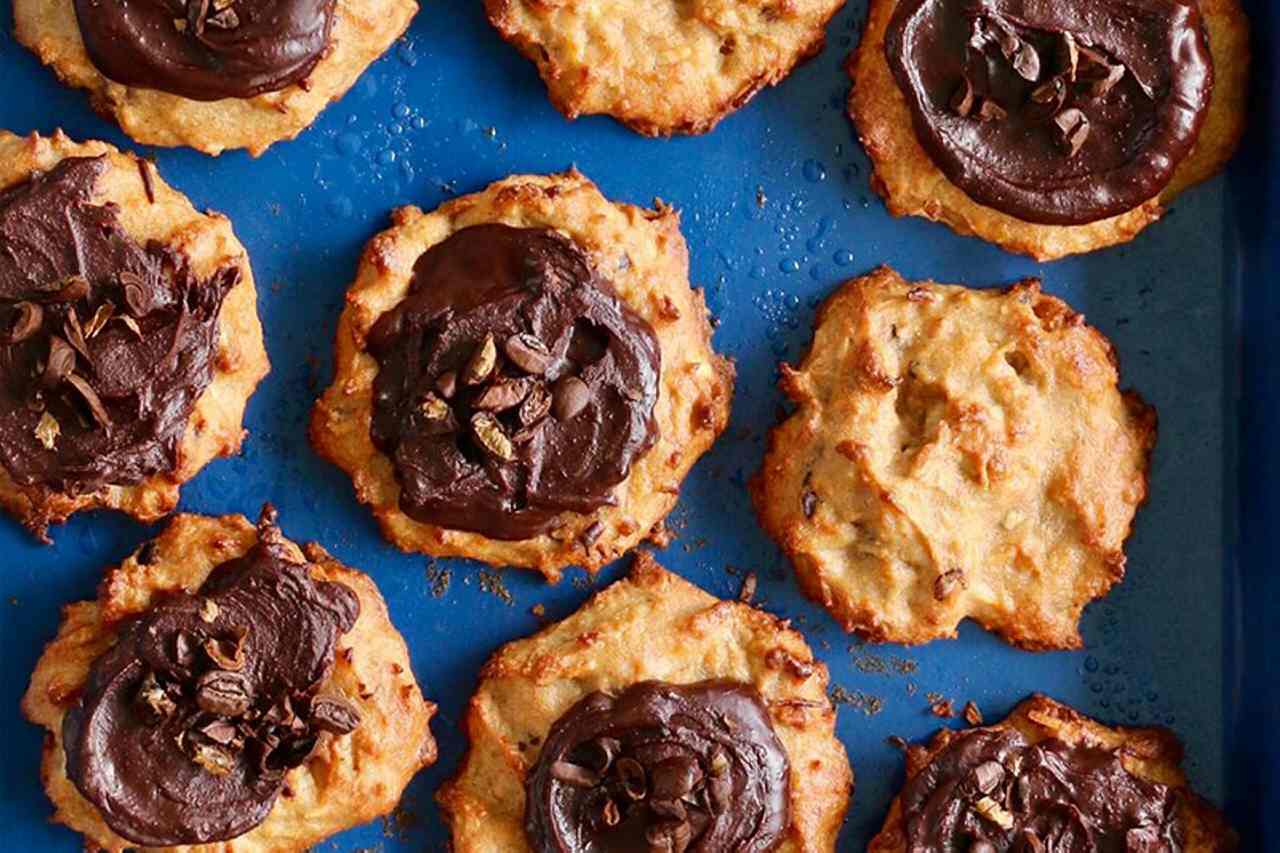 Luke Hines' Choc Chip Banana and Peanut Butter Breakfast Cookies