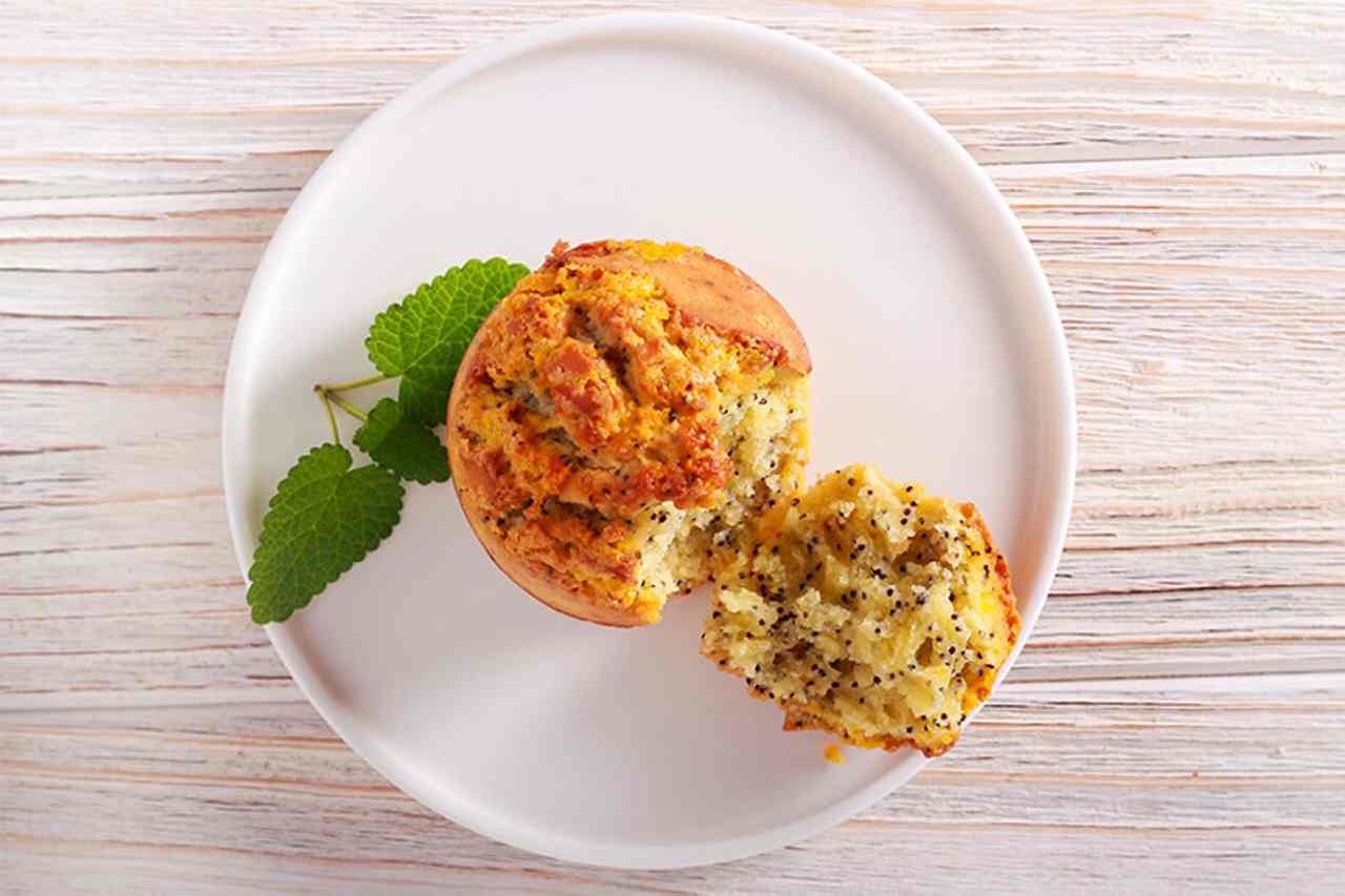 Luke Hines' Gluten-Free Orange and Poppyseed Muffins