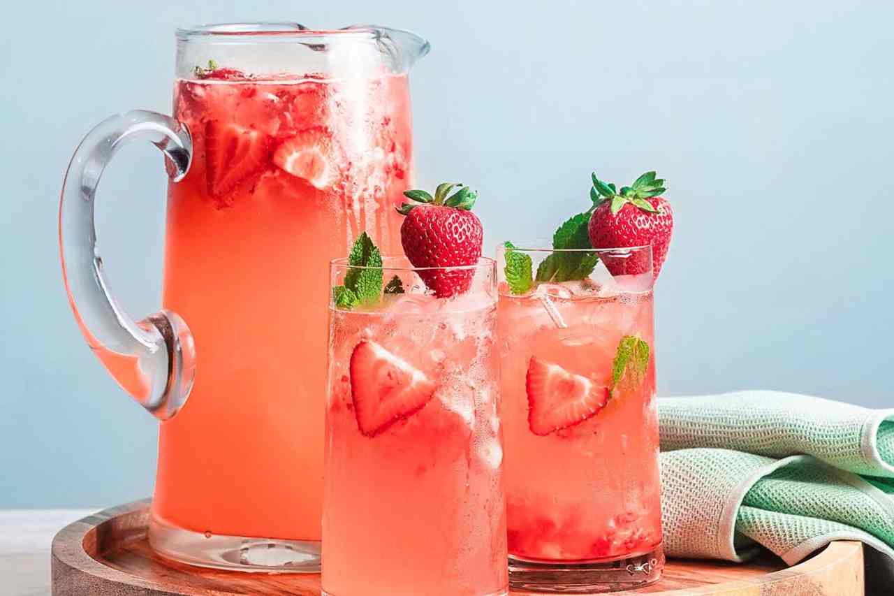 Glowing Strawberry-Ginger Lemonade